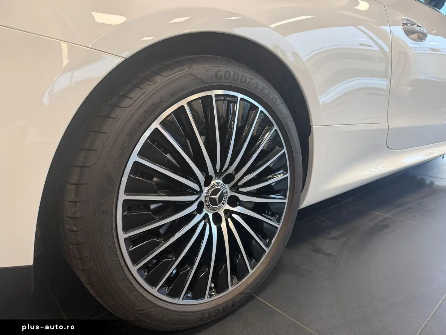 MERCEDES-BENZ CLE 200 Cabriolet AMG   MEM
