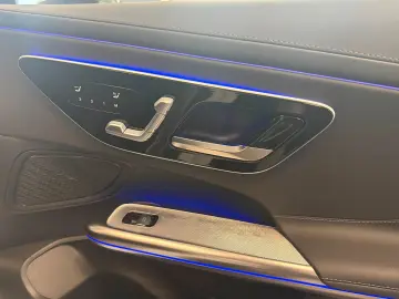MERCEDES-BENZ CLE 200 Cabriolet AMG   MEM