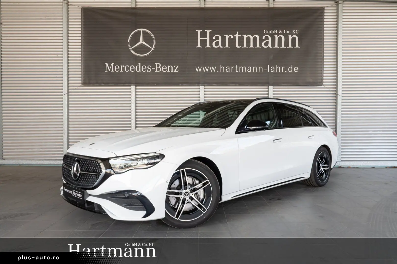 MERCEDES-BENZ E 220 d T AMG Night Pano Leder AHK KeyGo 360