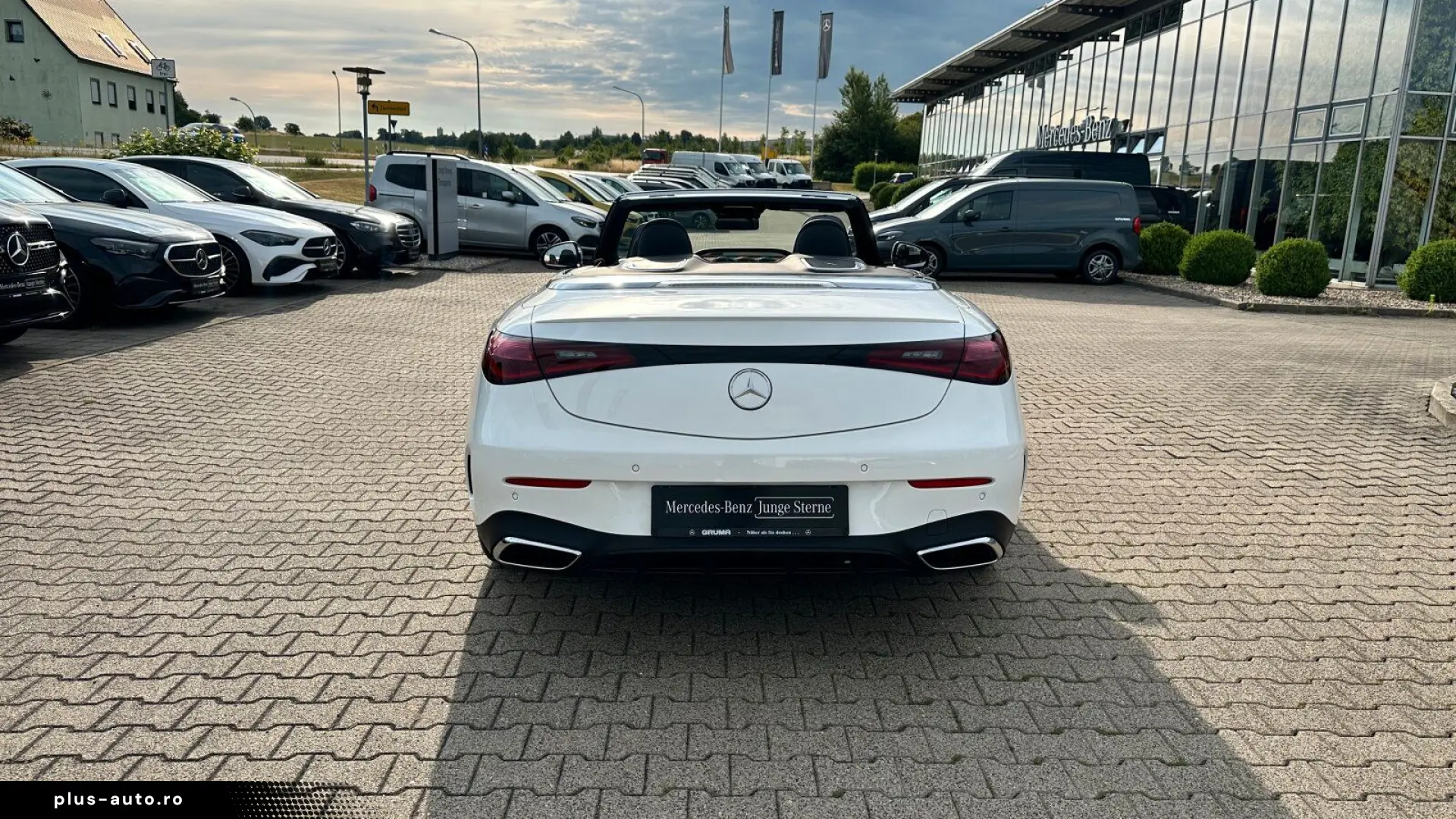 MERCEDES-BENZ CLE 200 Cabriolet AMG Night Burmester Mem RüK