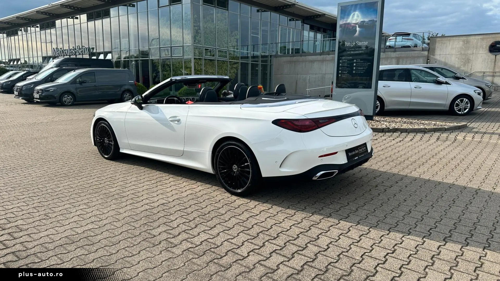 MERCEDES-BENZ CLE 200 Cabriolet AMG Night Burmester Mem RüK