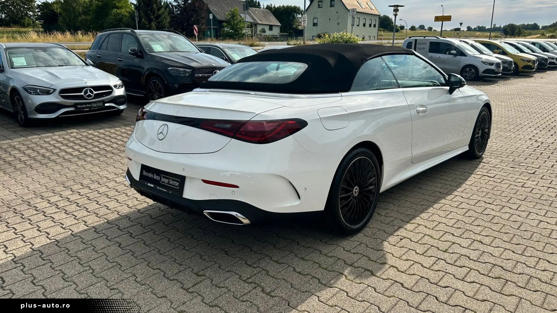 MERCEDES-BENZ CLE 200 Cabriolet AMG Night Burmester Mem RüK