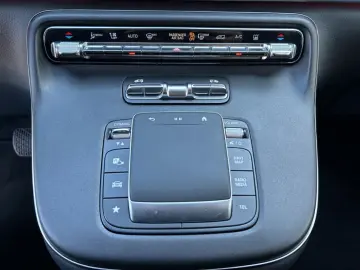 MERCEDES-BENZ EQV 300 AVANTGARDE Lang LED LIEGE DISTR KAMERA