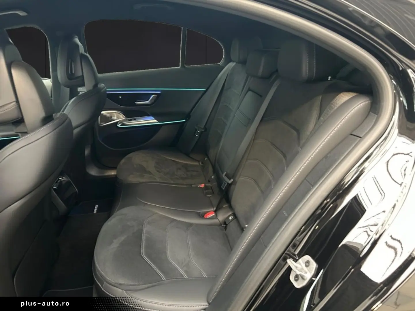 MERCEDES-BENZ E 450 d 4MATIC AMG Premium Head Up AHV