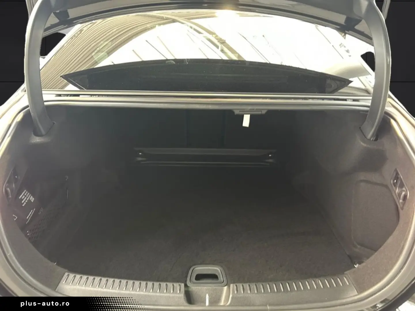 MERCEDES-BENZ E 450 d 4MATIC AMG Premium Head Up AHV