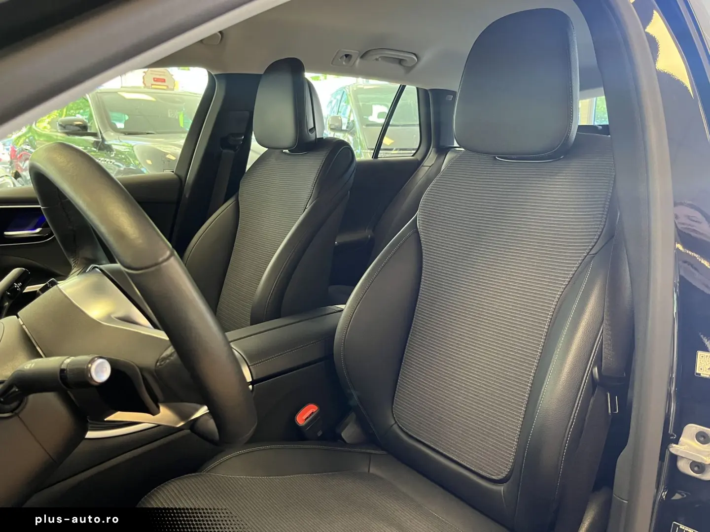 MERCEDES-BENZ C 200 MBUX CAM SHZ Navi 1Hand ST-Heiz