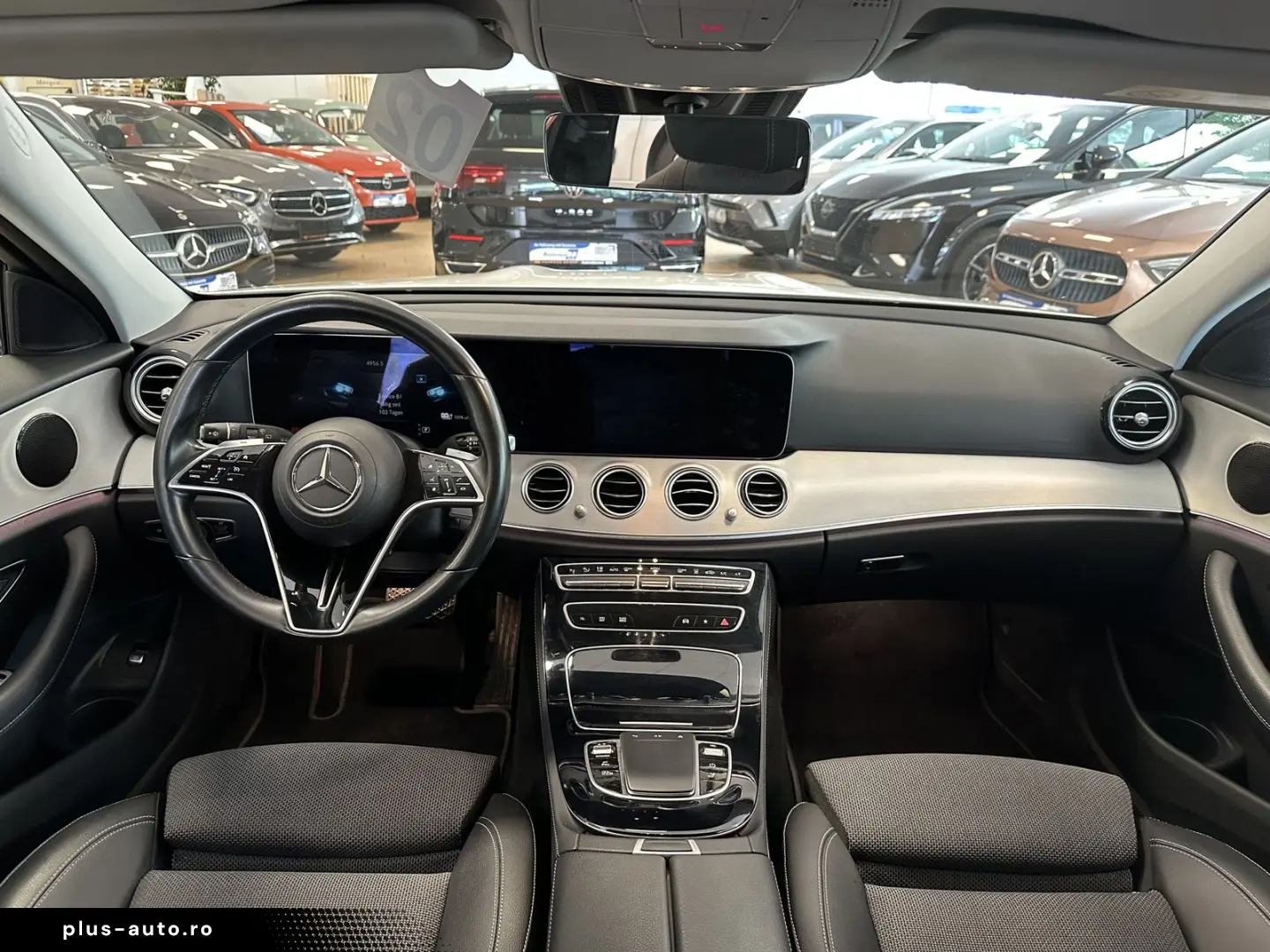MERCEDES-BENZ E 300  AHK CAM Ambiente MBUX