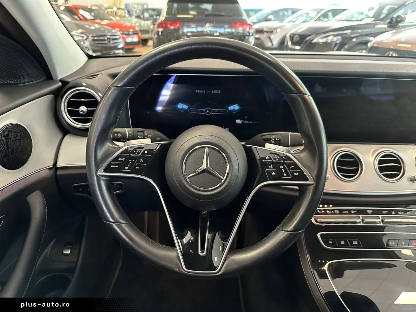 MERCEDES-BENZ E 300  AHK CAM Ambiente MBUX