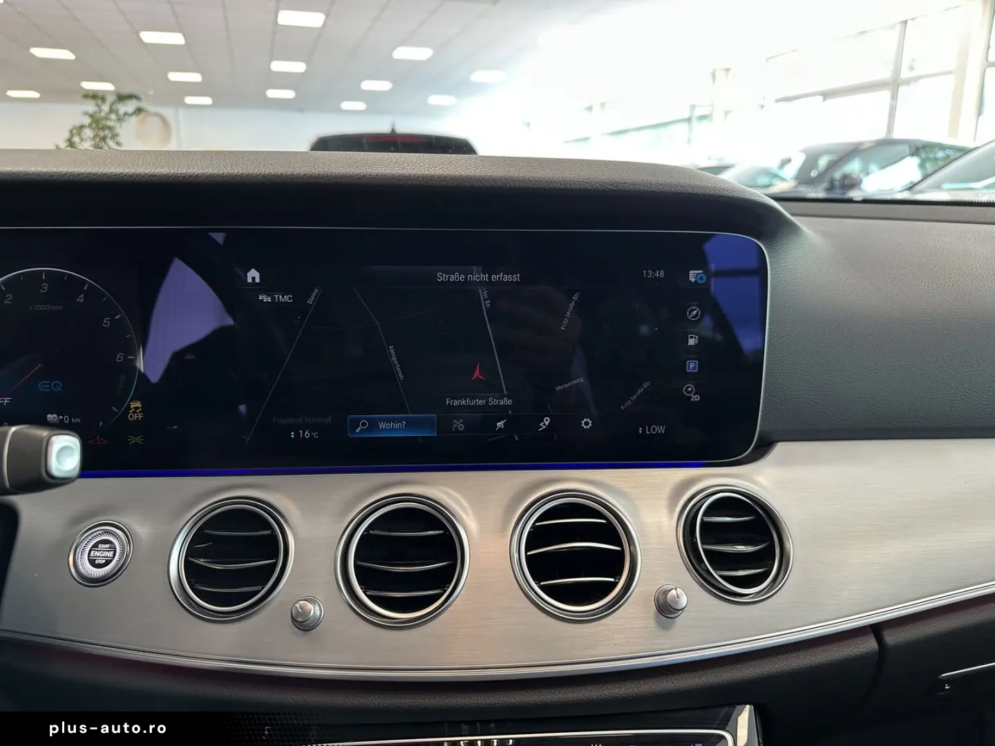 MERCEDES-BENZ E 300  AHK CAM Ambiente MBUX