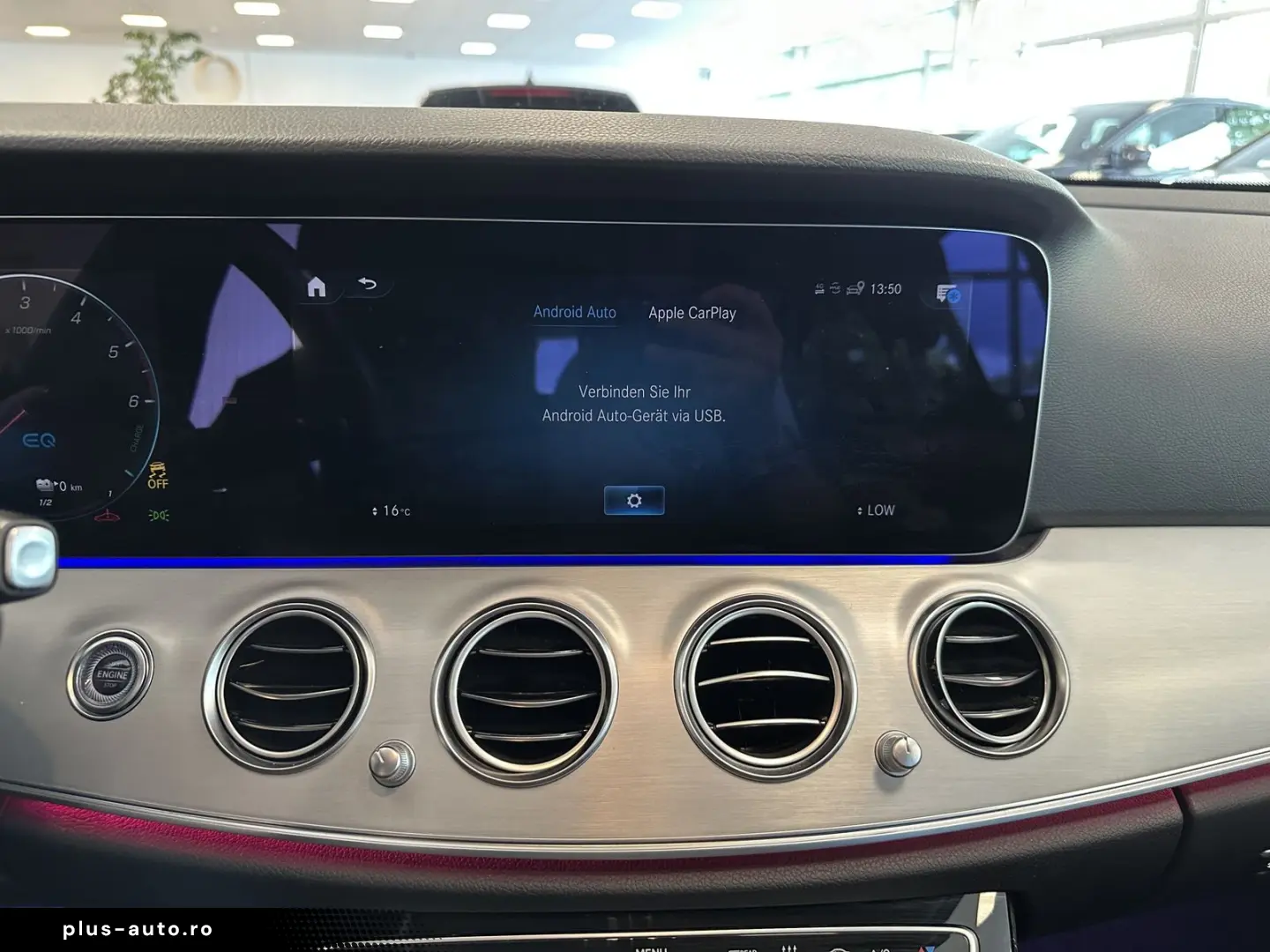 MERCEDES-BENZ E 300  AHK CAM Ambiente MBUX