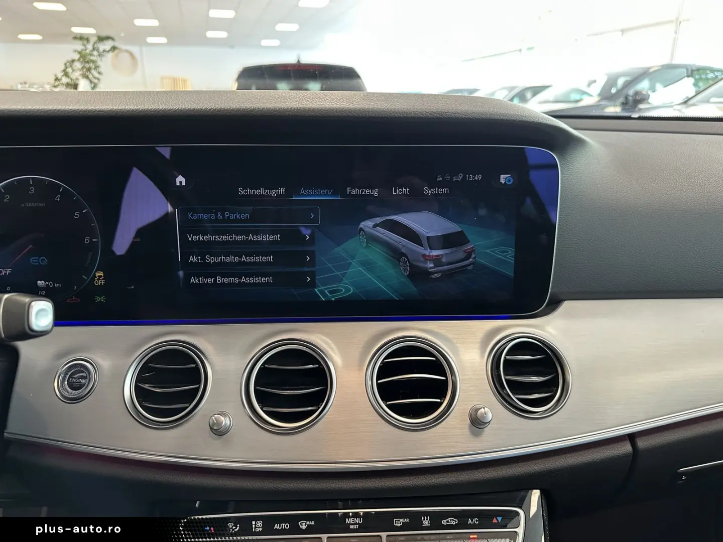 MERCEDES-BENZ E 300  AHK CAM Ambiente MBUX