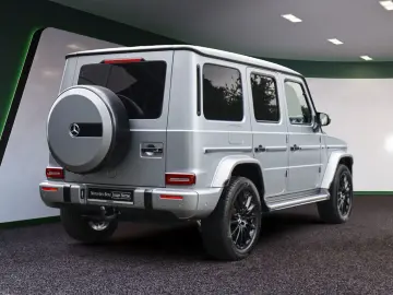 MERCEDES-BENZ G400 d AMG Line NIGHT AHK STANDHZ. SHD MULTIB.