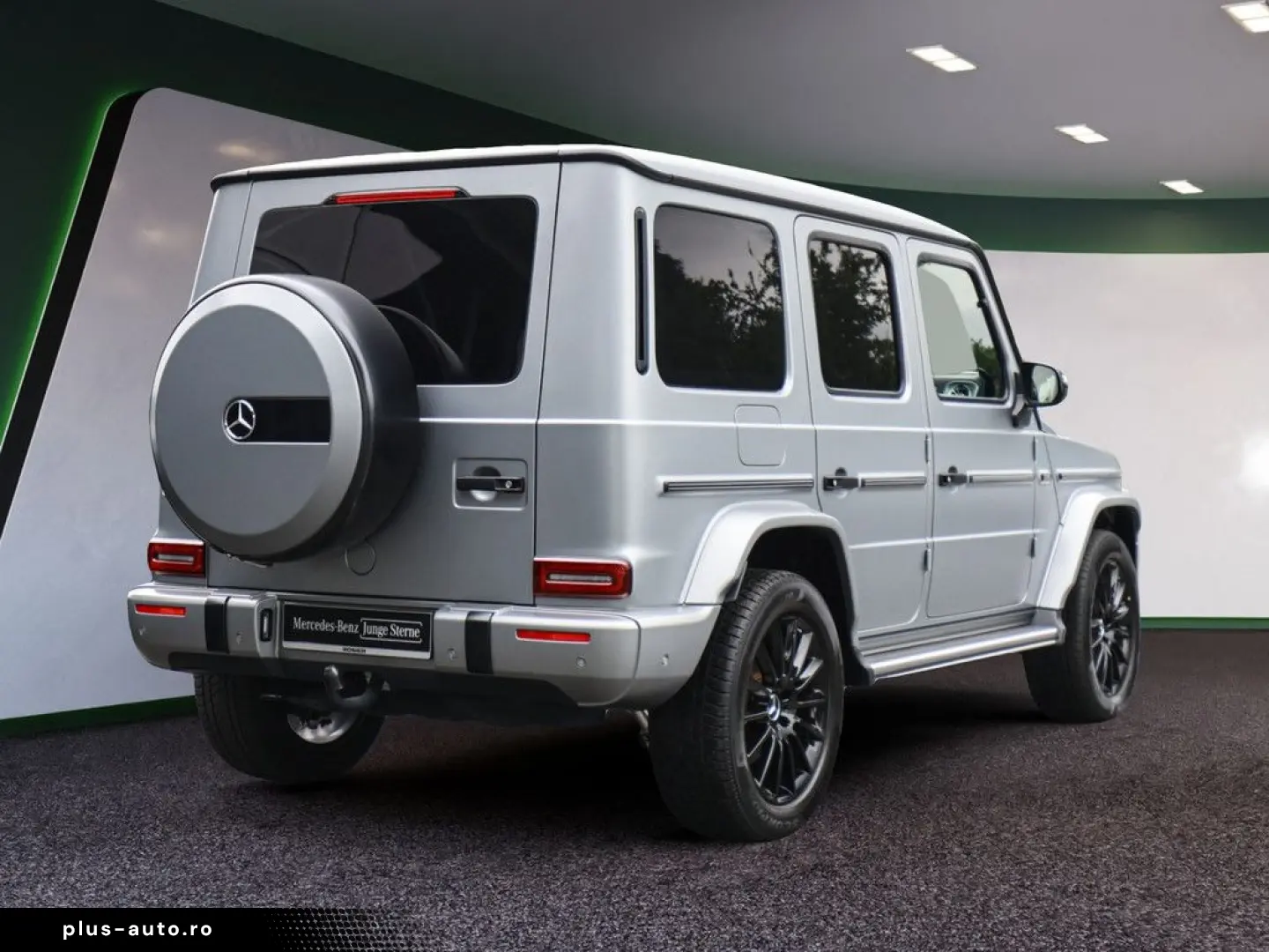 MERCEDES-BENZ G400 d AMG Line NIGHT AHK STANDHZ. SHD MULTIB.