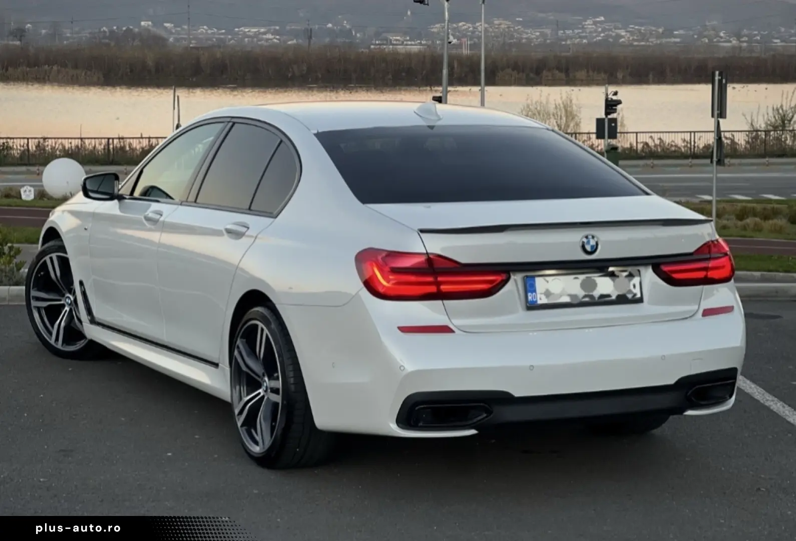 BMW 730