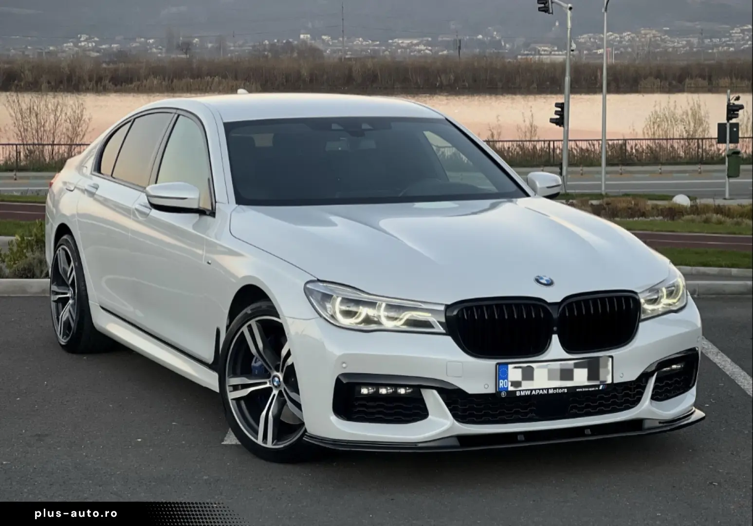 BMW 730