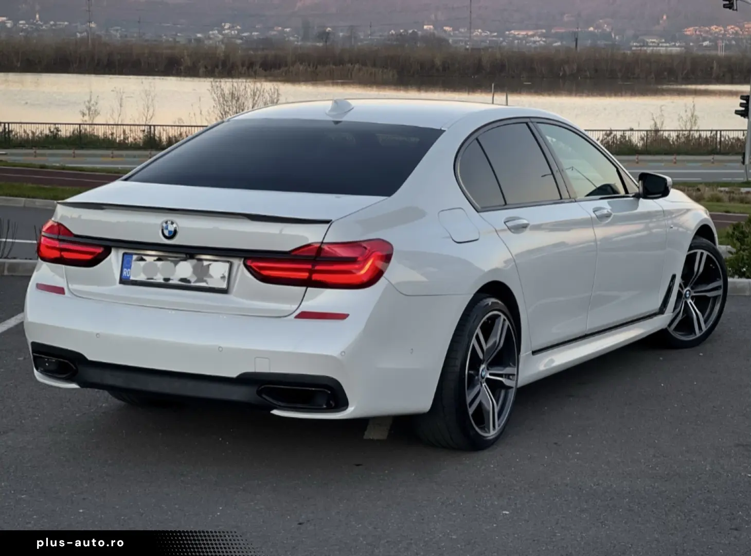 BMW 730