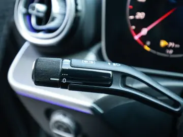 MERCEDES-BENZ C 220 d AMG Sport AHK Distr. LED Navi Ka