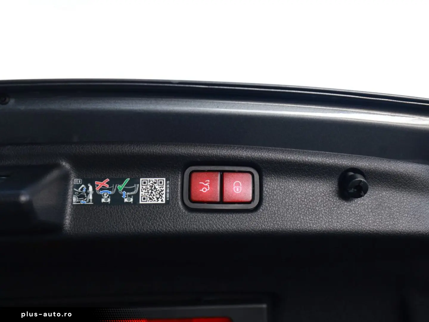 MERCEDES-BENZ C 220 d AMG Sport AHK Distr. LED Navi Ka
