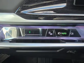 BMW 740d xDrive M Sportpaket Standhzg SkyLounge 21