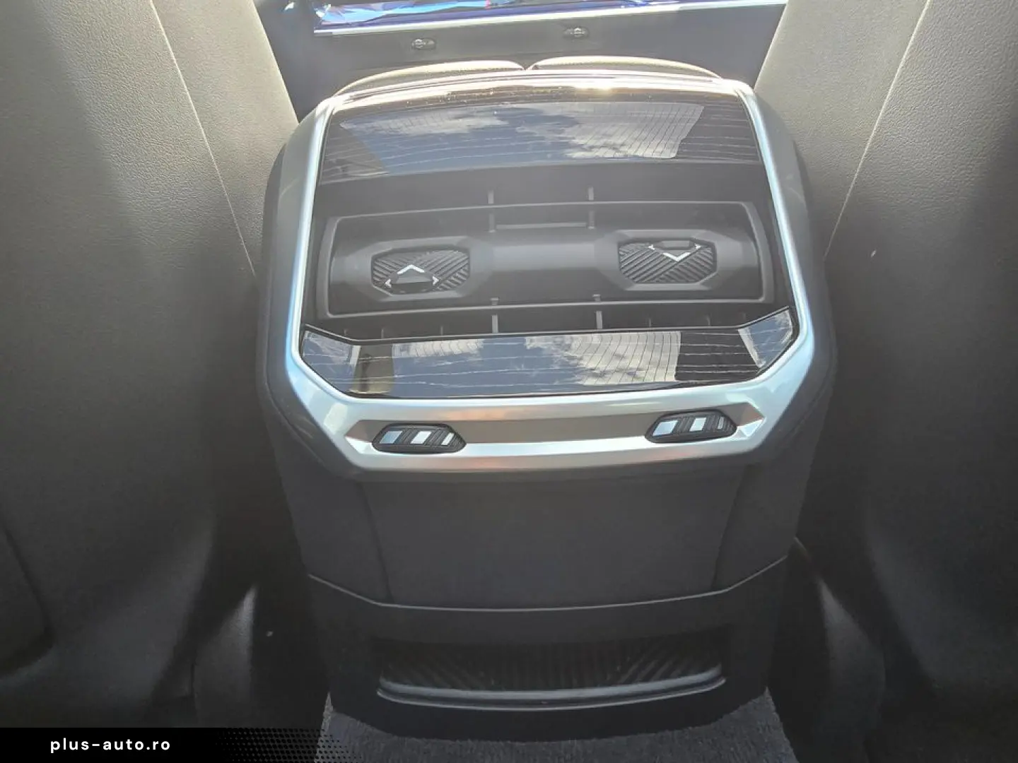 BMW 740d xDrive M Sportpaket Standhzg SkyLounge 21