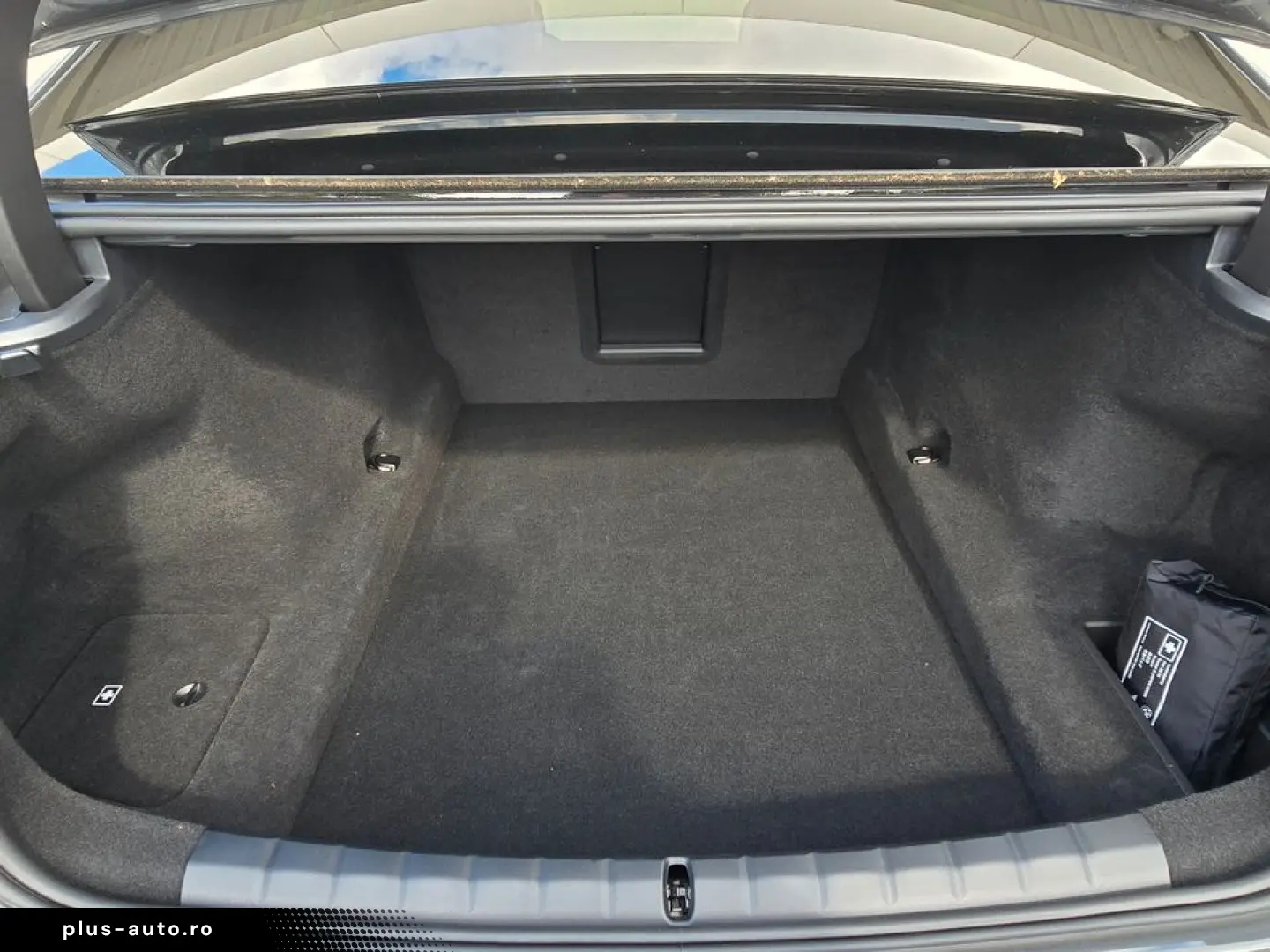 BMW 740d xDrive M Sportpaket Standhzg SkyLounge 21