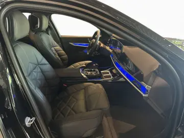 BMW 740d xDr M Sport StHz AHK SkyL B&W AutoB Iconic