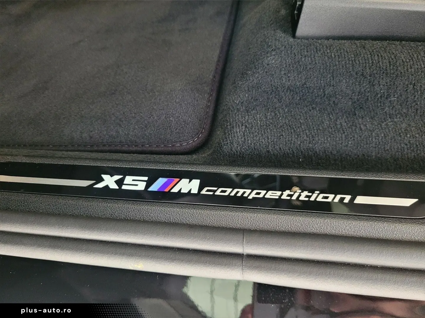 BMW X5 M Competition 8-fach Pano B&W AHK Massage
