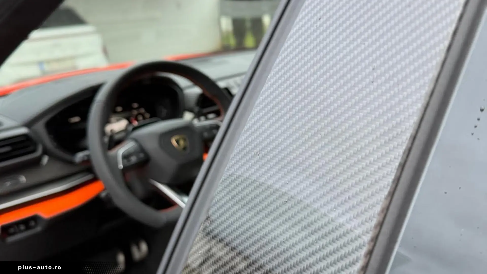 Lamborghini URUS SE 2026   Finanțare Leasing