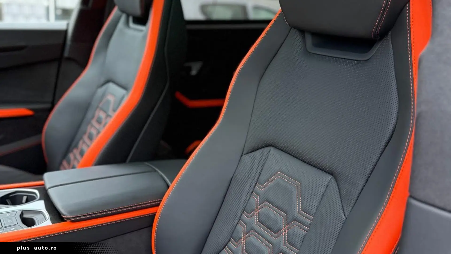 Lamborghini URUS SE 2026   Finanțare Leasing