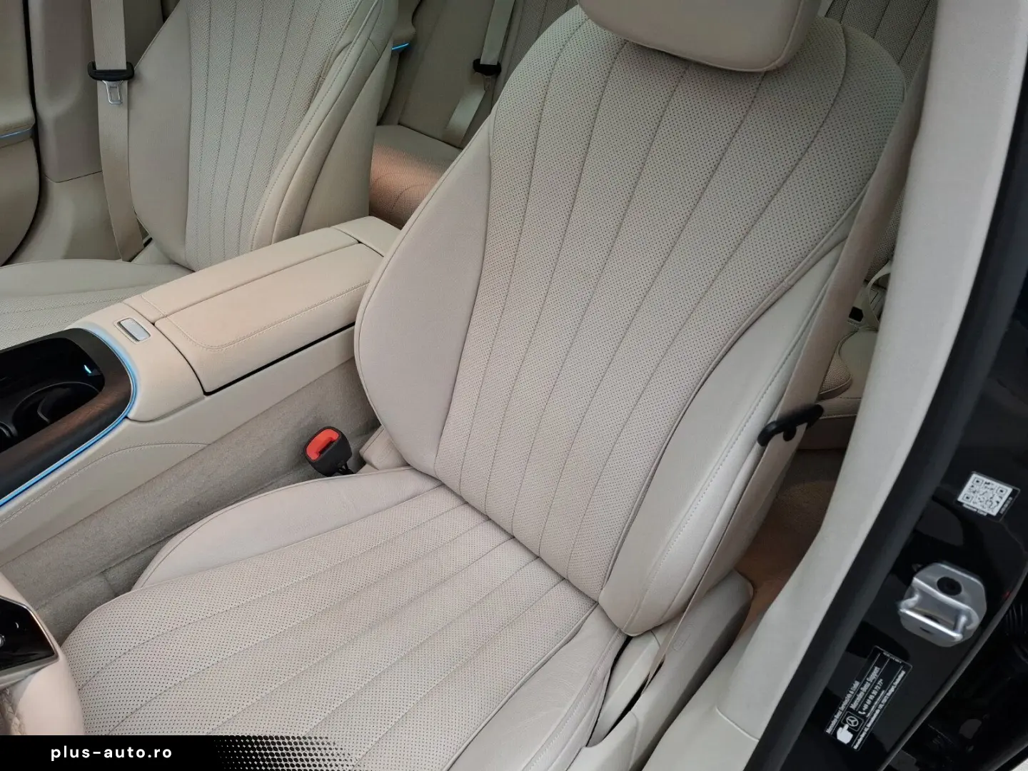 MERCEDES-BENZ E 300 de 4M Avantgarde Advanced Pano H&hellip;