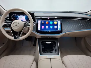MERCEDES-BENZ E 300 de 4M Avantgarde Advanced Pano H…