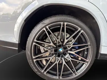 BMW X6 M Competition ab 1 99% eff.   Massage Panoram