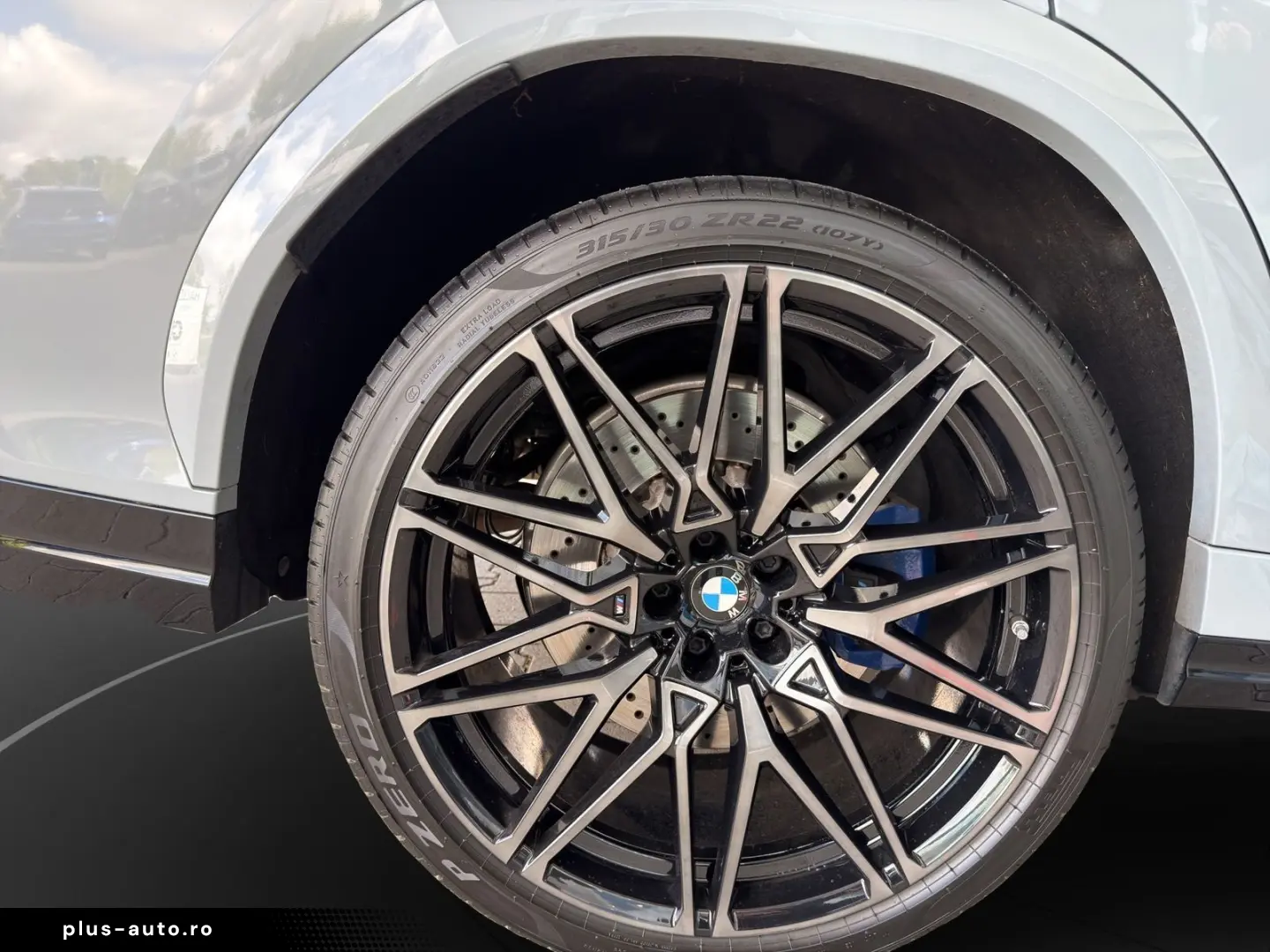 BMW X6 M Competition ab 1 99% eff.   Massage Panoram