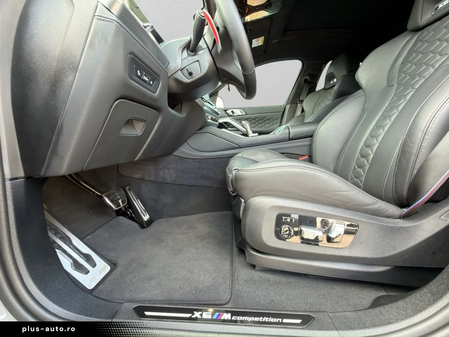 BMW X6 M Competition ab 1 99% eff.   Massage Panoram