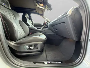 BMW X6 M Competition ab 1 99% eff.   Massage Panoram