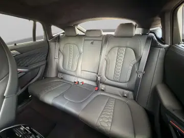 BMW X6 M Competition ab 1 99% eff.   Massage Panoram