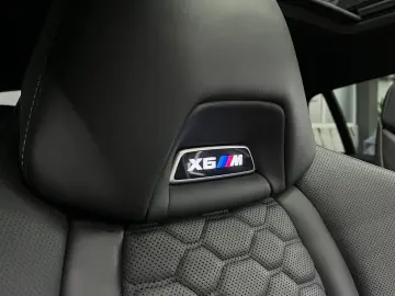 BMW X6 M  COMPETITION LASER FULL CARBON PANO HUD H&K