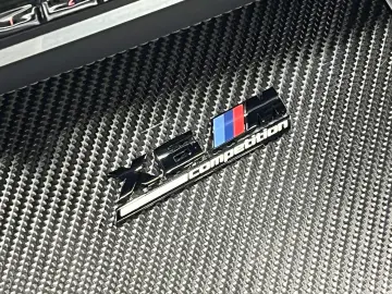 BMW X6 M  COMPETITION LASER FULL CARBON PANO HUD H&K