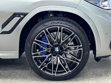 BMW X6 M  COMPETITION LASER FULL CARBON PANO HUD H&K