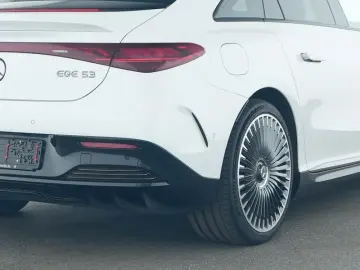 MERCEDES-BENZ AMG EQE 53 4M   Night Hyperscreen AHK