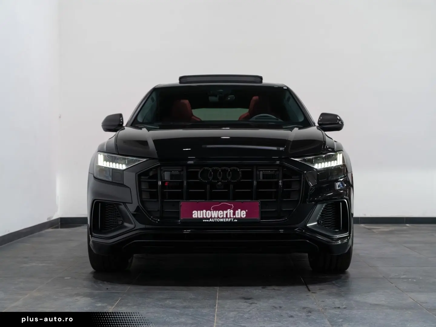 AUDI SQ8 QU COMPETITION PLUS IN&OUT CARBON MATRIX HEA