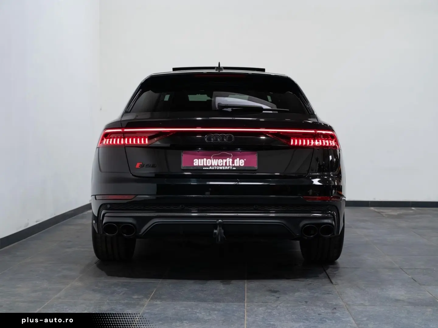 AUDI SQ8 QU COMPETITION PLUS IN&OUT CARBON MATRIX HEA