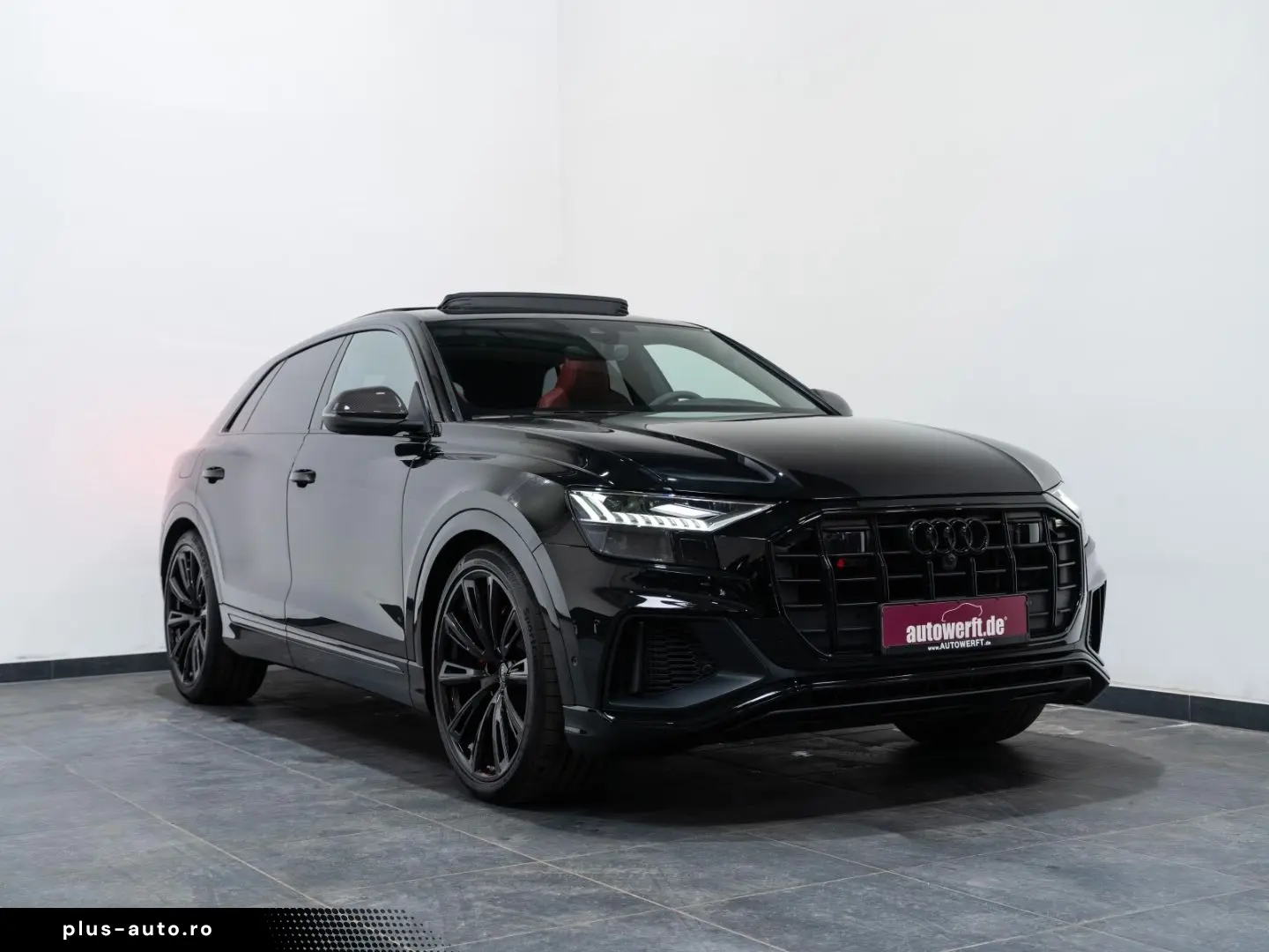 AUDI SQ8 QU COMPETITION PLUS IN&OUT CARBON MATRIX HEA