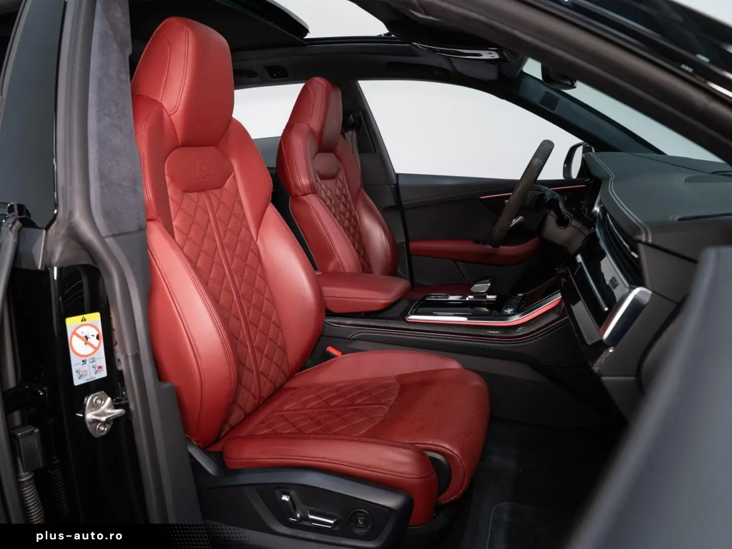 AUDI SQ8 QU COMPETITION PLUS IN&OUT CARBON MATRIX HEA