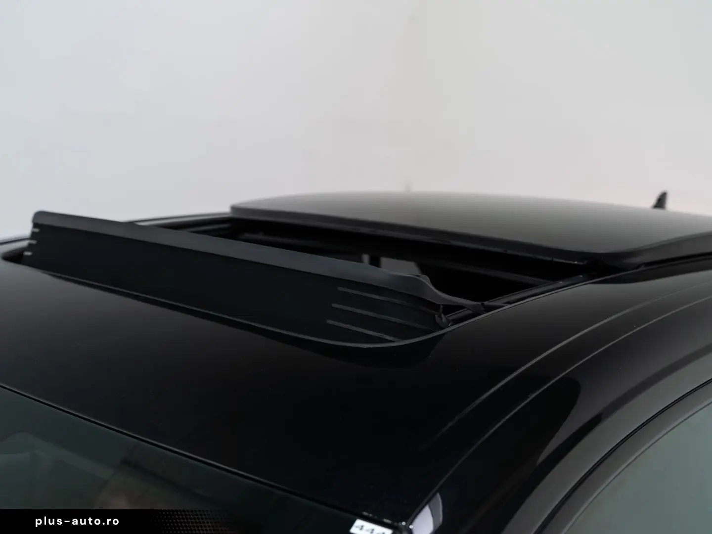 AUDI SQ8 QU COMPETITION PLUS IN&OUT CARBON MATRIX HEA