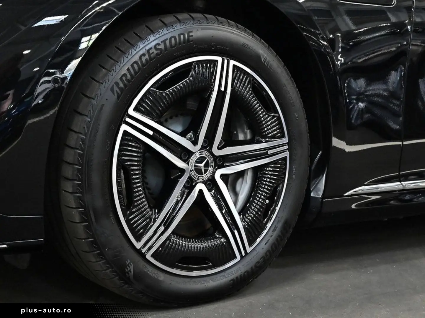 MERCEDES-BENZ EQE 350 4M AMG Sport Premium  AHK Dist&hellip;