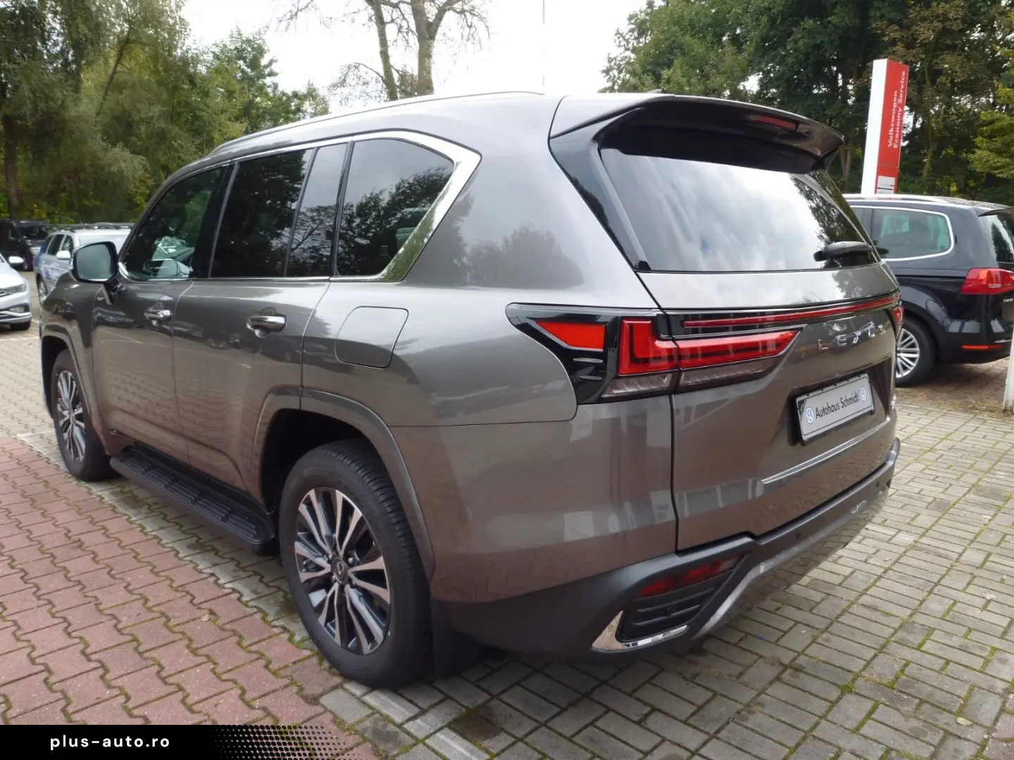 LEXUS LX 500 d SOFORT FULL OPTION STOCK BERLIN