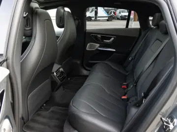 MERCEDES-BENZ EQE 350 4M AMG Line  Burm 360  Pano Di…