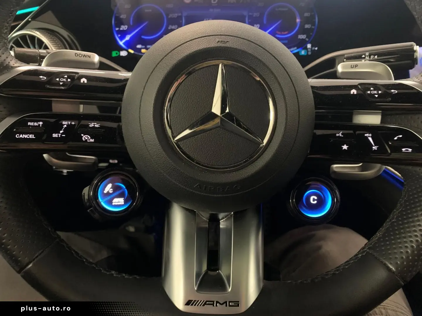 MERCEDES-BENZ EQE 43 AMG 4M HYPERSCREEN MASSAGE PANO 21ZOLL