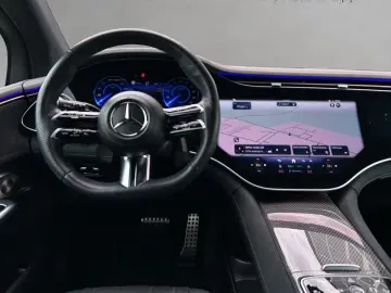 MERCEDES-BENZ EQE 500 SUV AMG Prem  AHK Sitzklima AI…